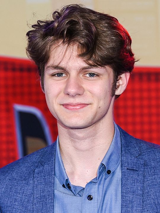 Afiş Ty Simpkins