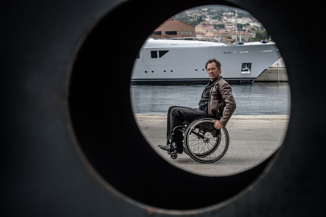 Caïn : Fotoğraf Bruno Debrandt