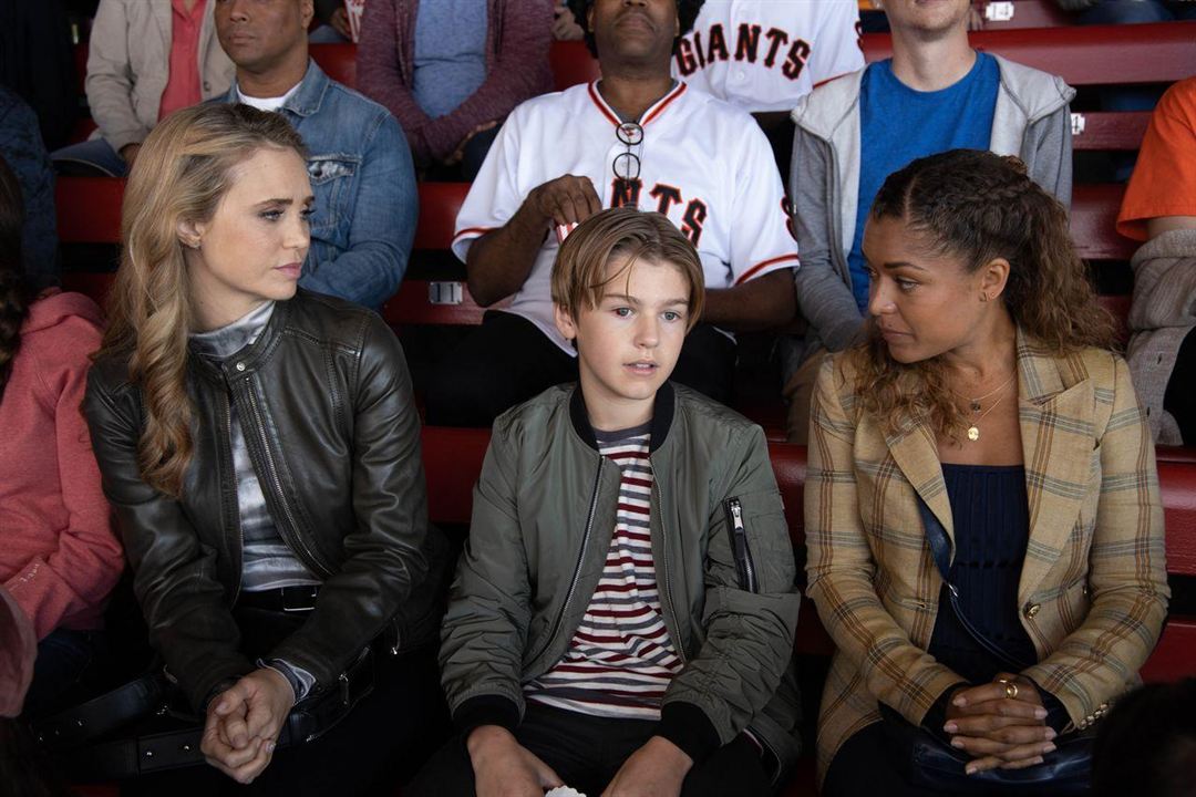 Fotoğraf Antonia Thomas, Fiona Gubelmann, Kiefer O'Reilly