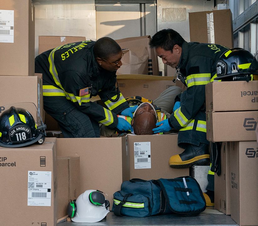 Fotoğraf Kenneth Choi, Aisha Hinds