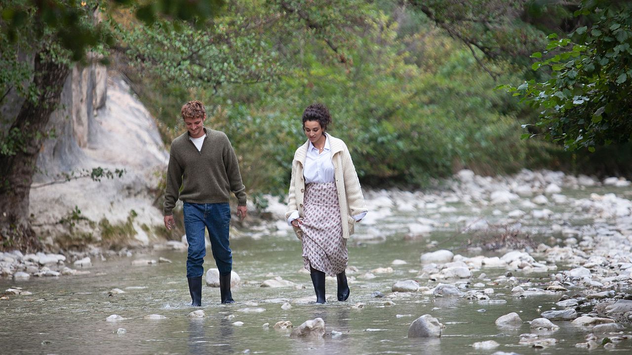 Les Choses qu’on dit, les choses qu’on fait : Fotoğraf Niels Schneider, Camélia Jordana