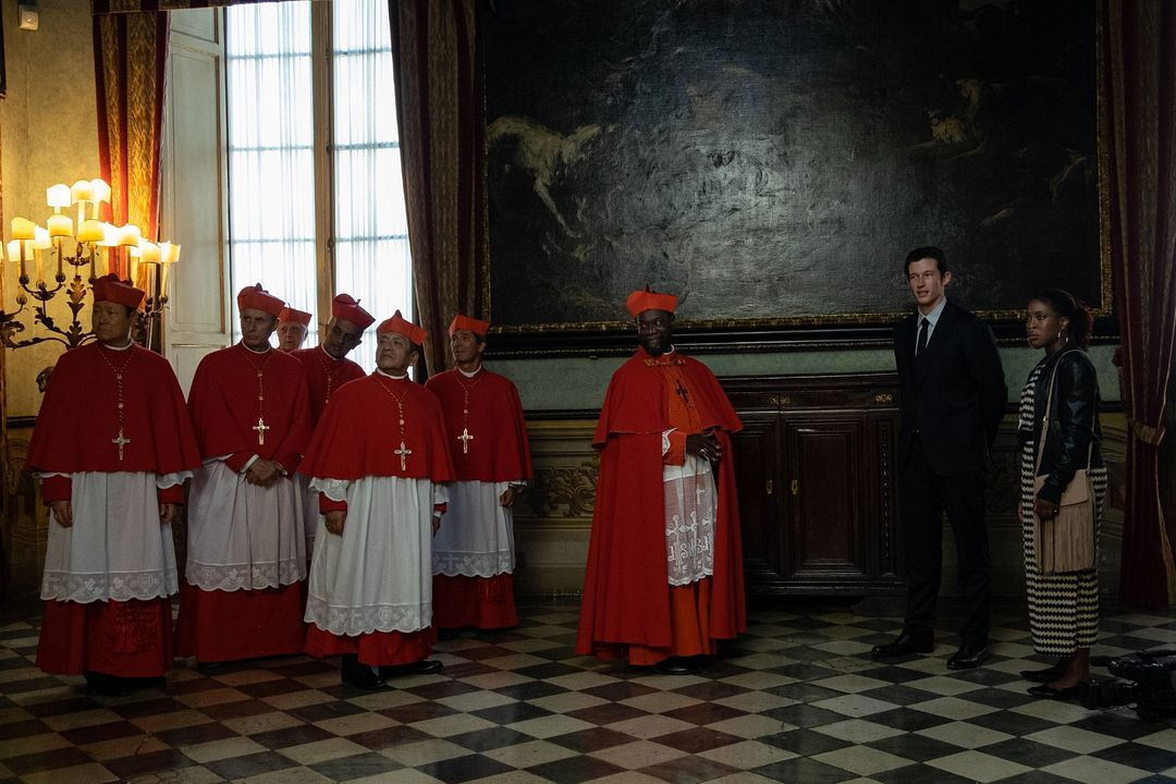 Fotoğraf Ronkẹ Adékoluẹjo, Callum Turner