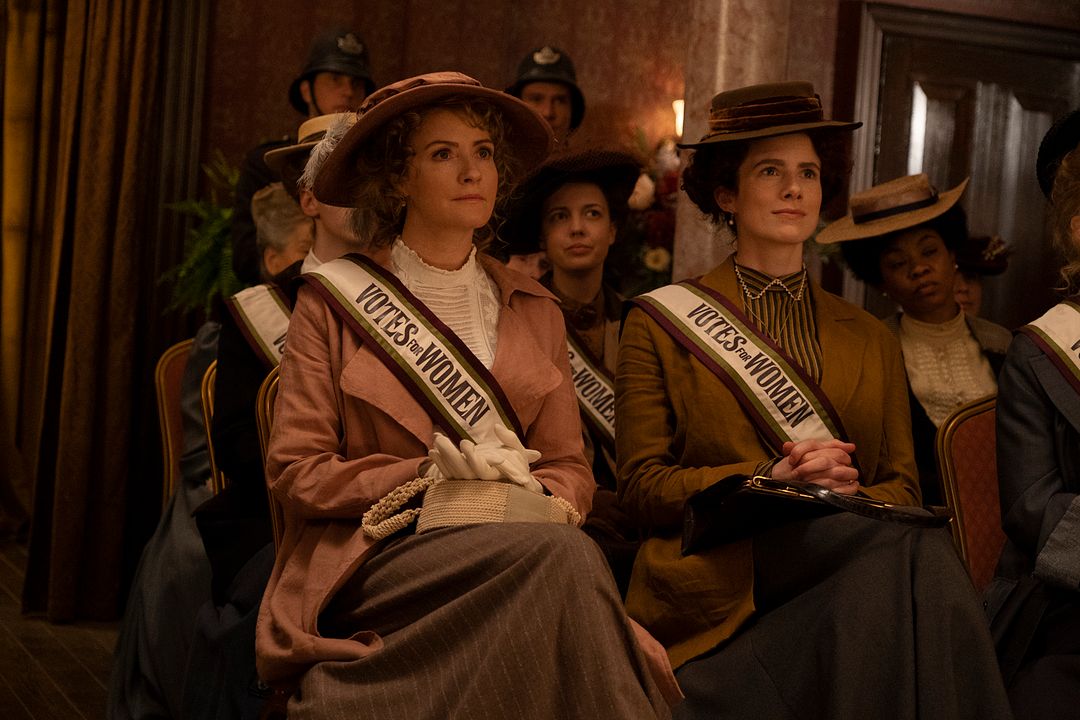 Fotoğraf Clare McConnell, Helene Joy