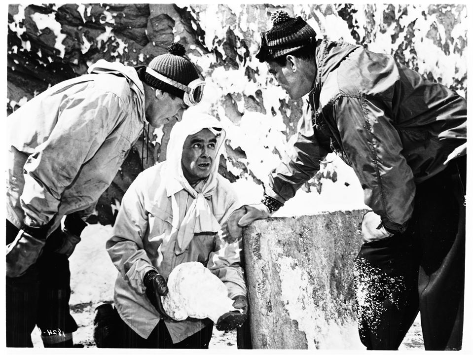 Fotoğraf Hugh Beaumont, Nestor Paiva, John Agar