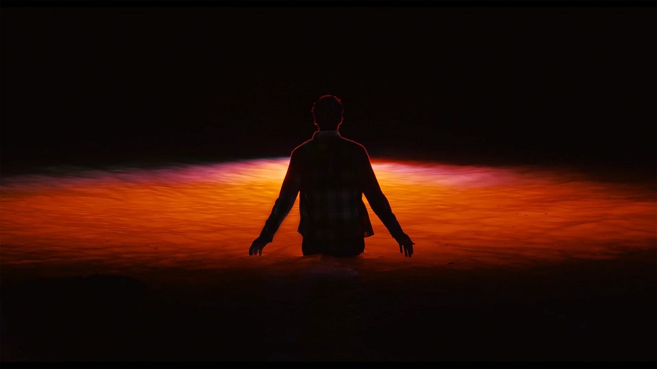 What Lies Below : Fotoğraf Trey Tucker