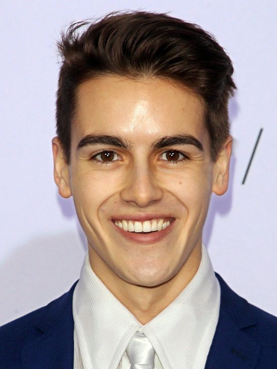 Afiş Brennan Clost
