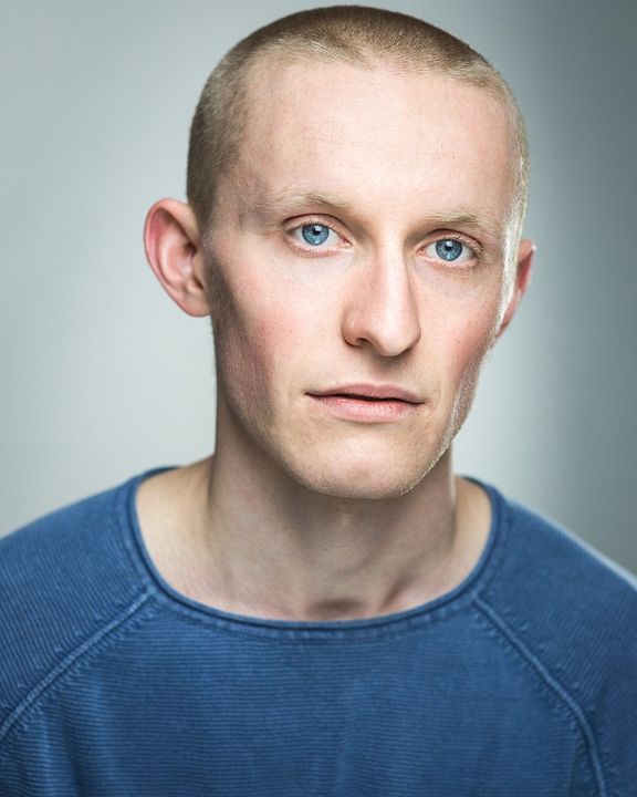 Afiş Adam Young (II)