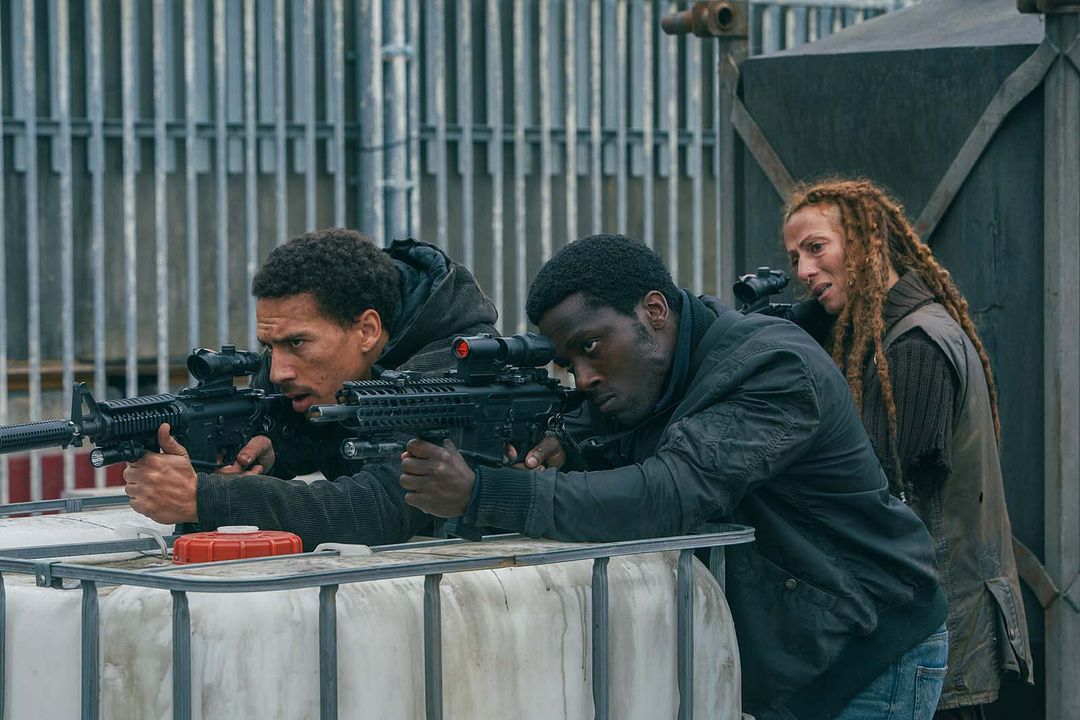 Fotoğraf Jay Lycurgo, Bayo Gbadamosi, Ty Tennant, Gabriel Akuwudike