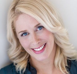 Afiş Mackenzie Lush