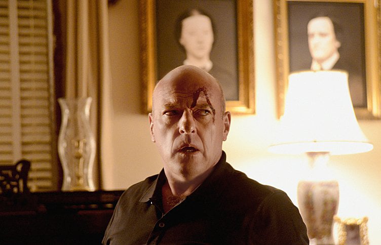 Under The Dome : Fotoğraf Dean Norris