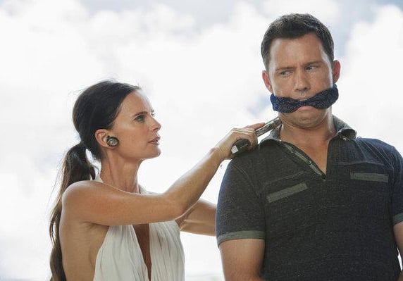 Fotoğraf Gabrielle Anwar, Jeffrey Donovan