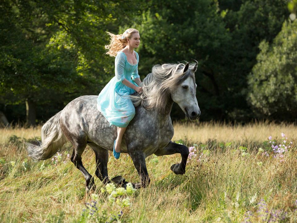 Sindirella : Fotoğraf Lily James