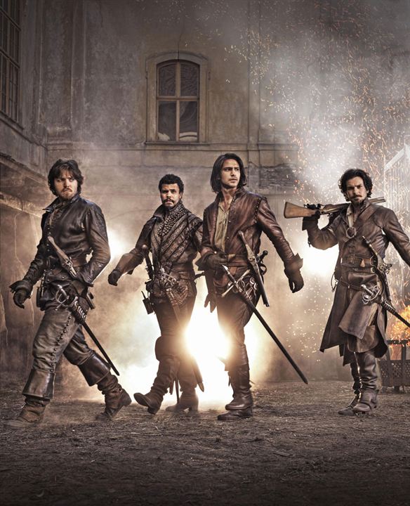 Fotoğraf Santiago Cabrera, Tom Burke, Luke Pasqualino