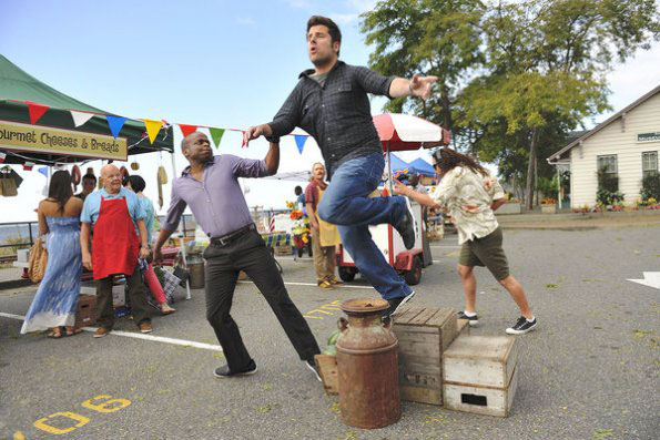 Fotoğraf James Roday Rodriguez, Dule Hill