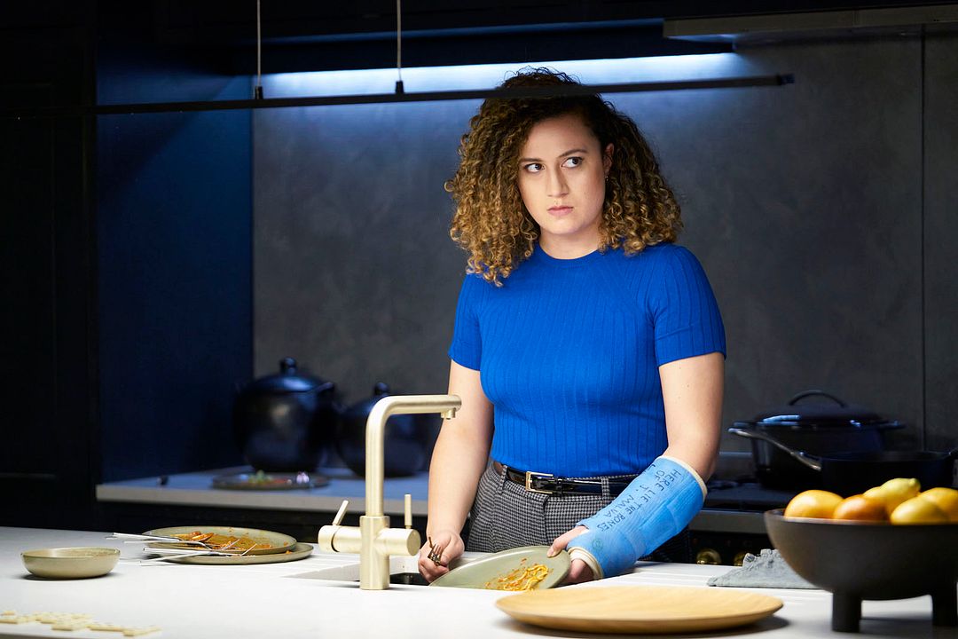 Fotoğraf Rose Matafeo