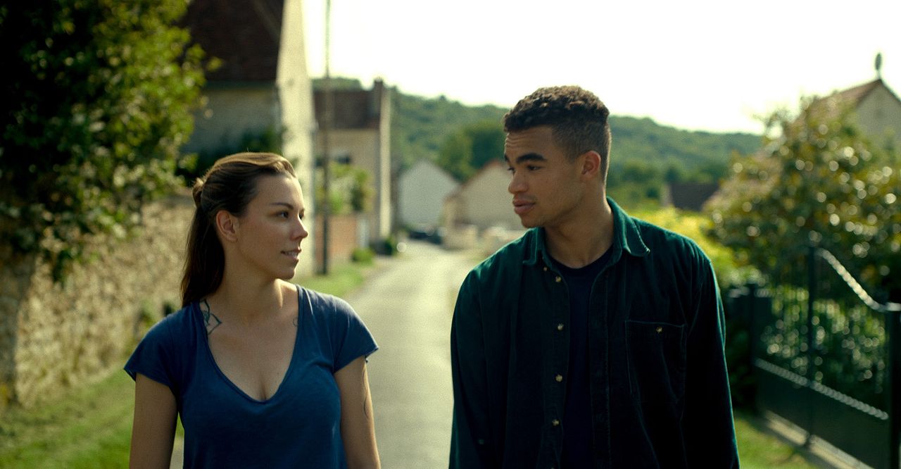 À La Folie : Fotoğraf Théo Christine, Virginie Van Robby