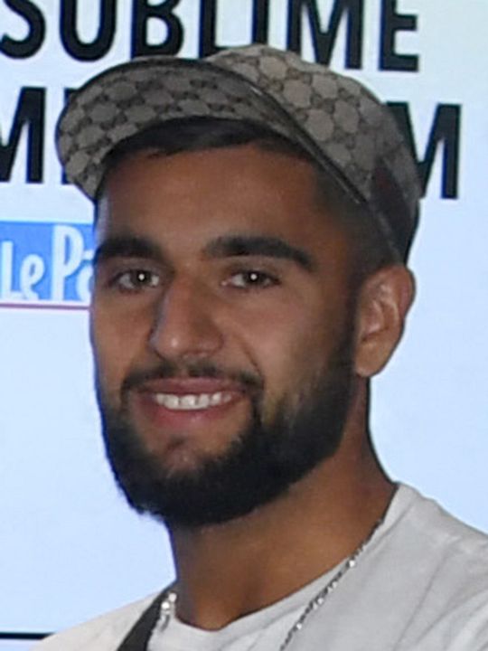 Afiş Junior Correia
