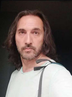 Afiş Özgür Murat Sönmez