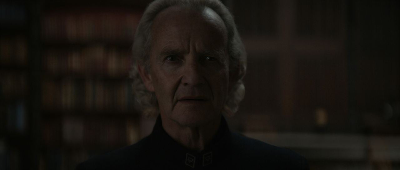 Fotoğraf Anton Lesser