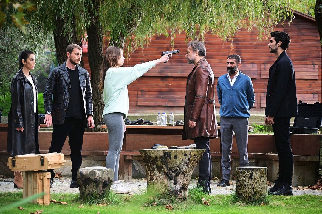 Ben Bu Cihana Sığmazam : Fotoğraf