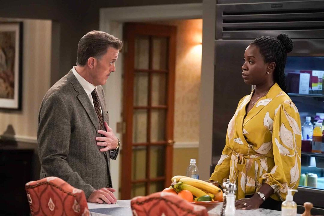 Fotoğraf Billy Gardell, Folake Olowofoyeku