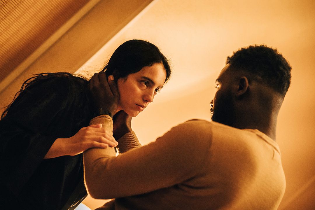 La Gravité : Fotoğraf Max Gomis