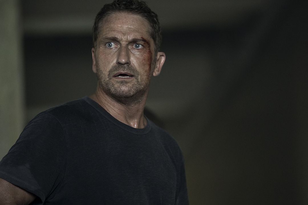 Uçak : Fotoğraf Gerard Butler