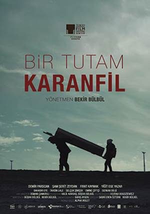 Bir Tutam Karanfil : Afiş