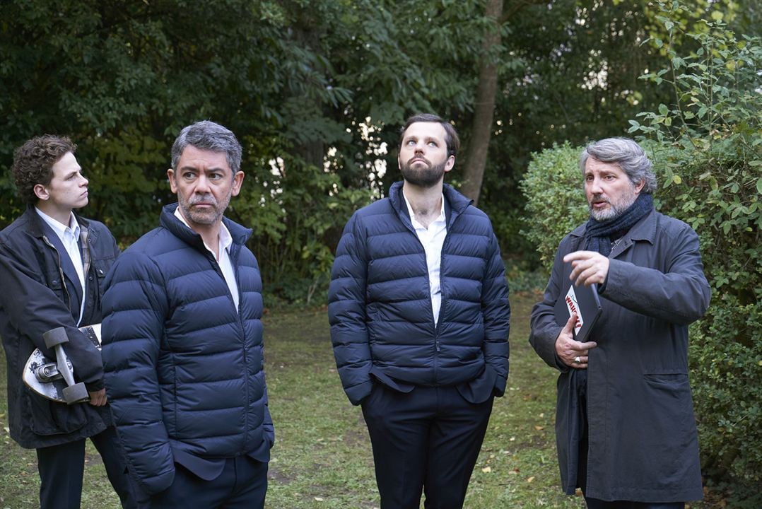 Fotoğraf Bruno Podalydès, Manu Payet, Yann Frisch, Victor Lefebvre