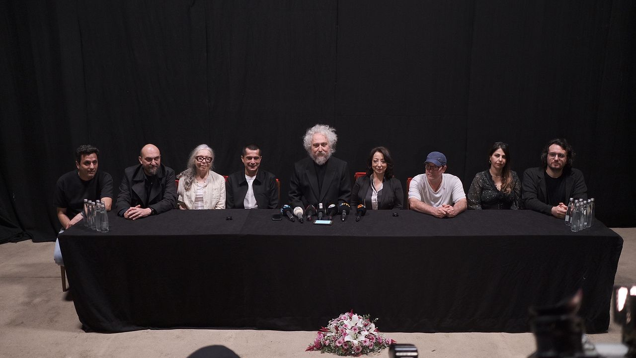 Cem Karaca’nın Gözyaşları : Fotoğraf