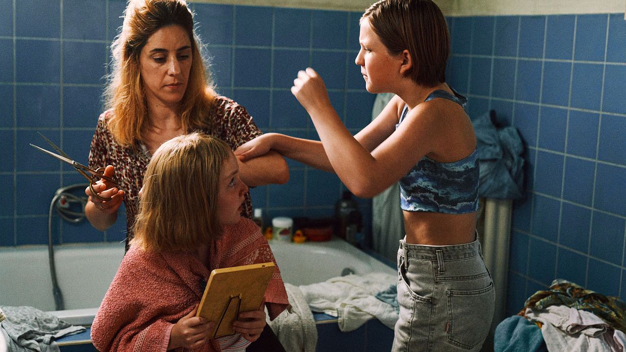 Het Smelt : Fotoğraf Naomi Velissariou, Rosa Marchant, Amber Metdepenningen