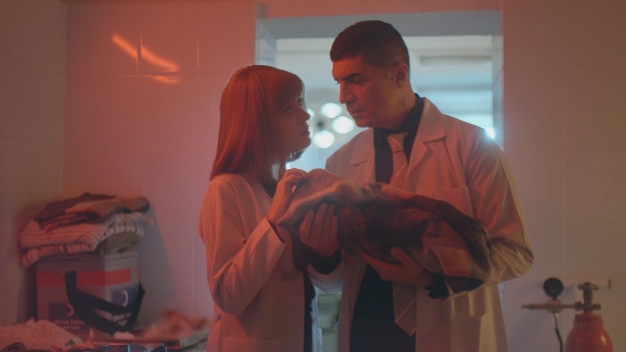 Kızıl Goncalar : Fotoğraf