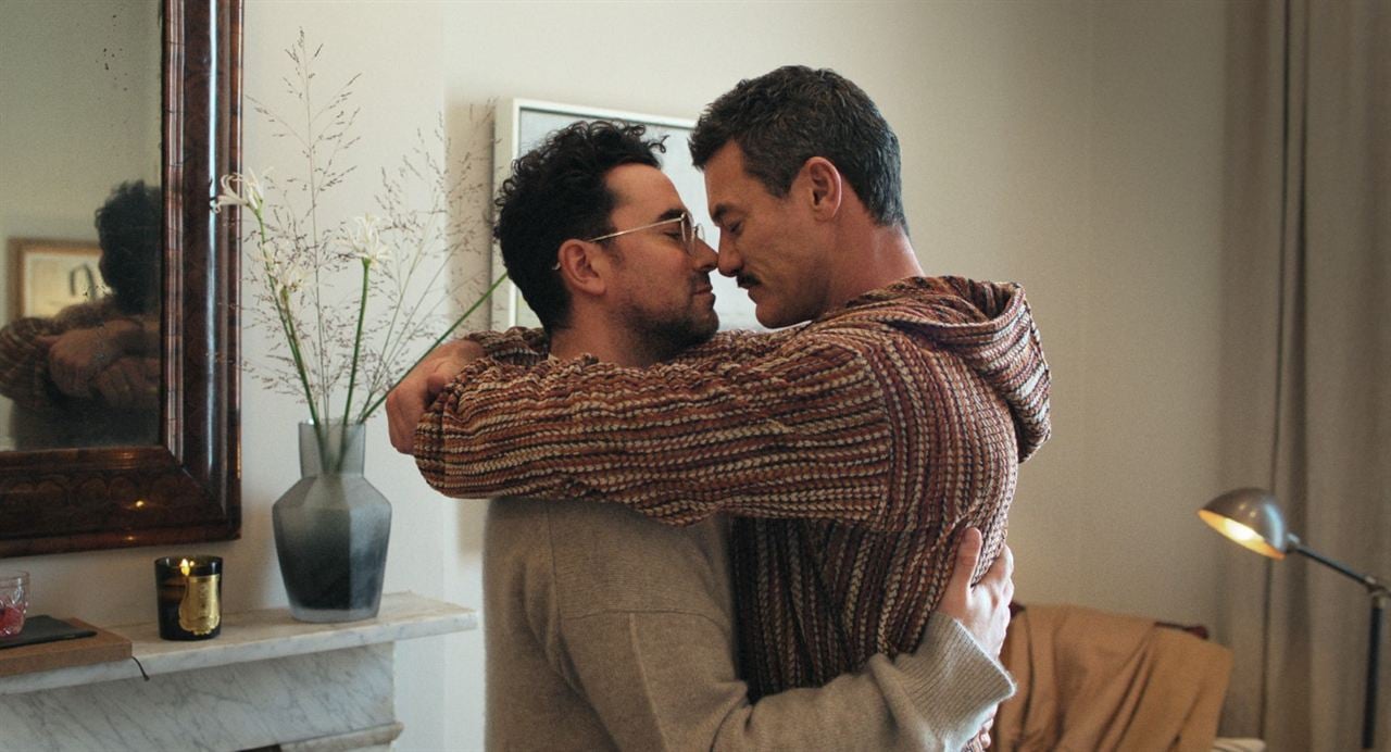 Yas Tatili : Fotoğraf Luke Evans, Dan Levy