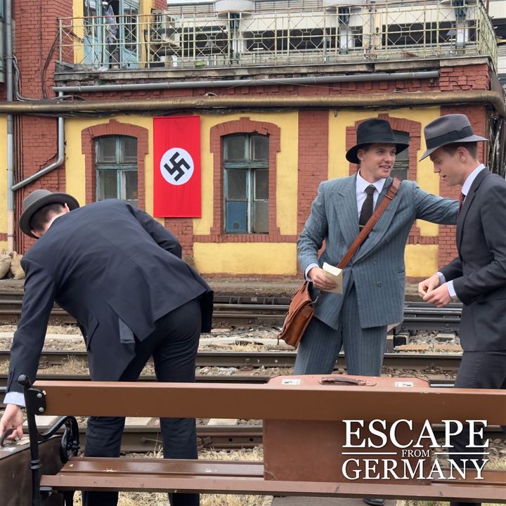 Escape From Germany : Fotoğraf